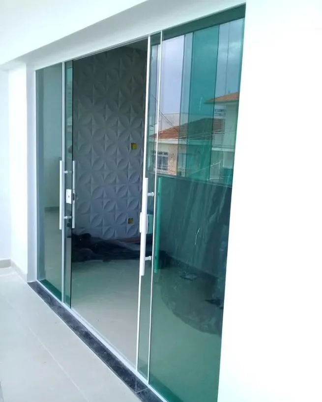 Portas de vidro em Cotia - aplicação sob medida para portas de vidro